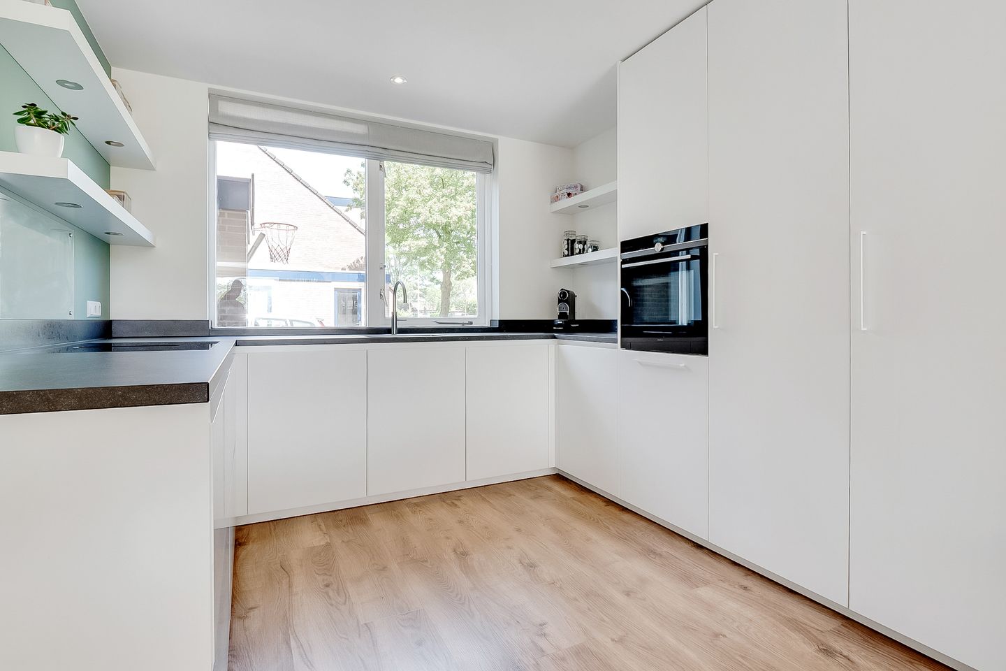 Family Terraced Home with Panoramic Meadow Views — 14