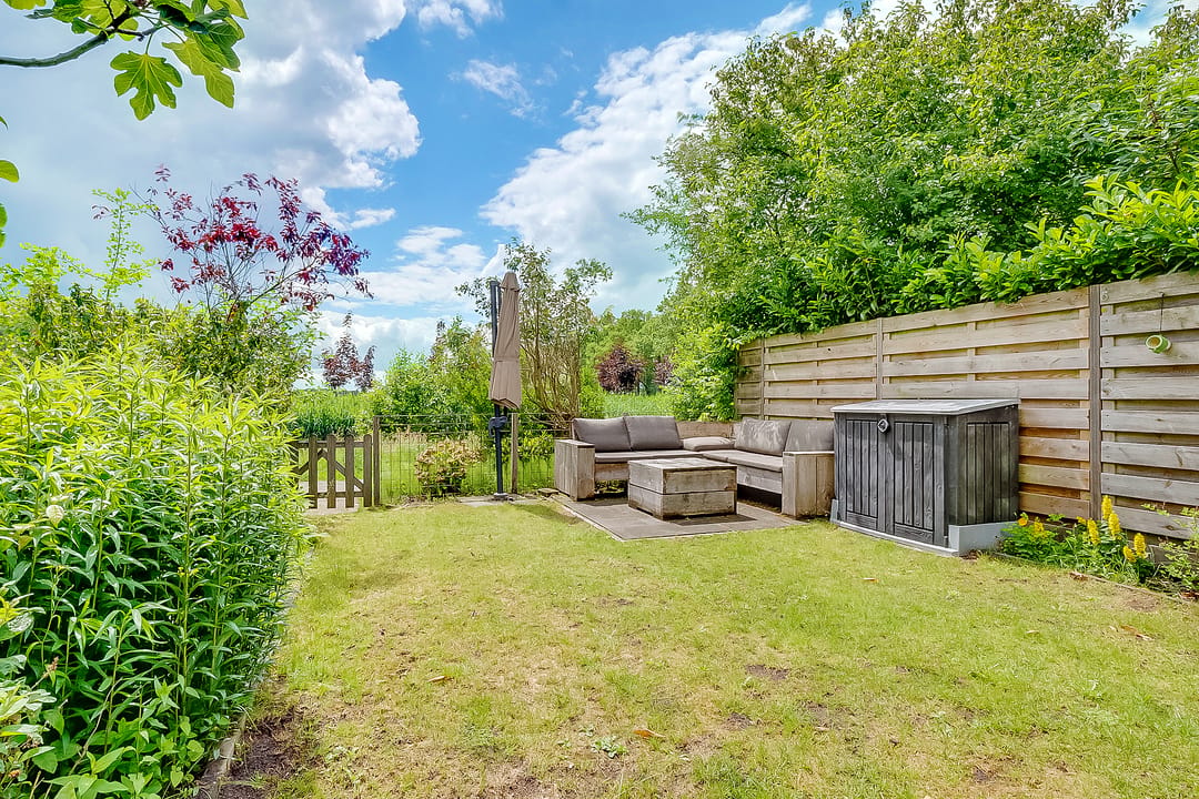 Family Terraced Home with Panoramic Meadow Views — 47