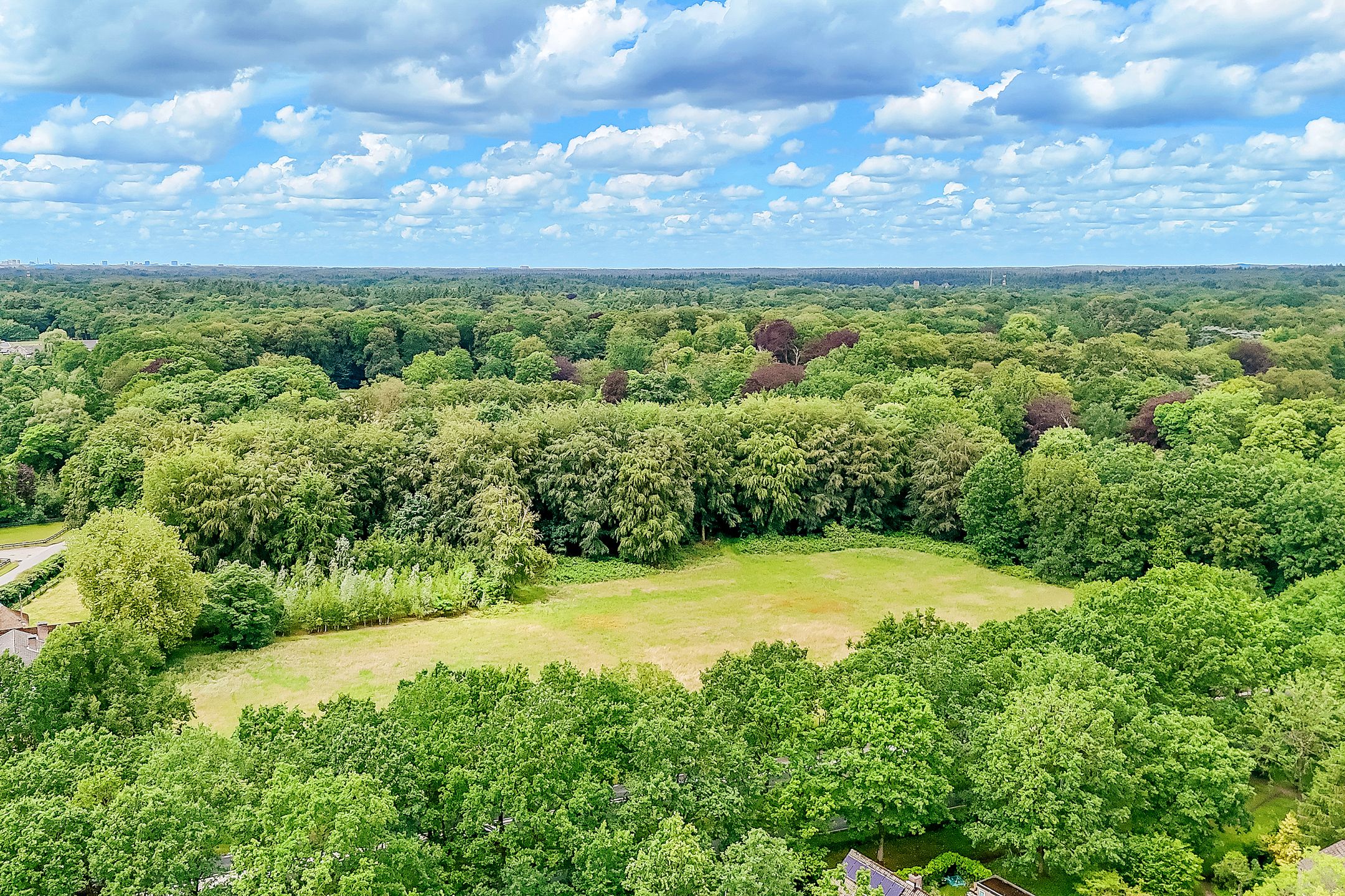 Family Terraced Home with Panoramic Meadow Views — 33