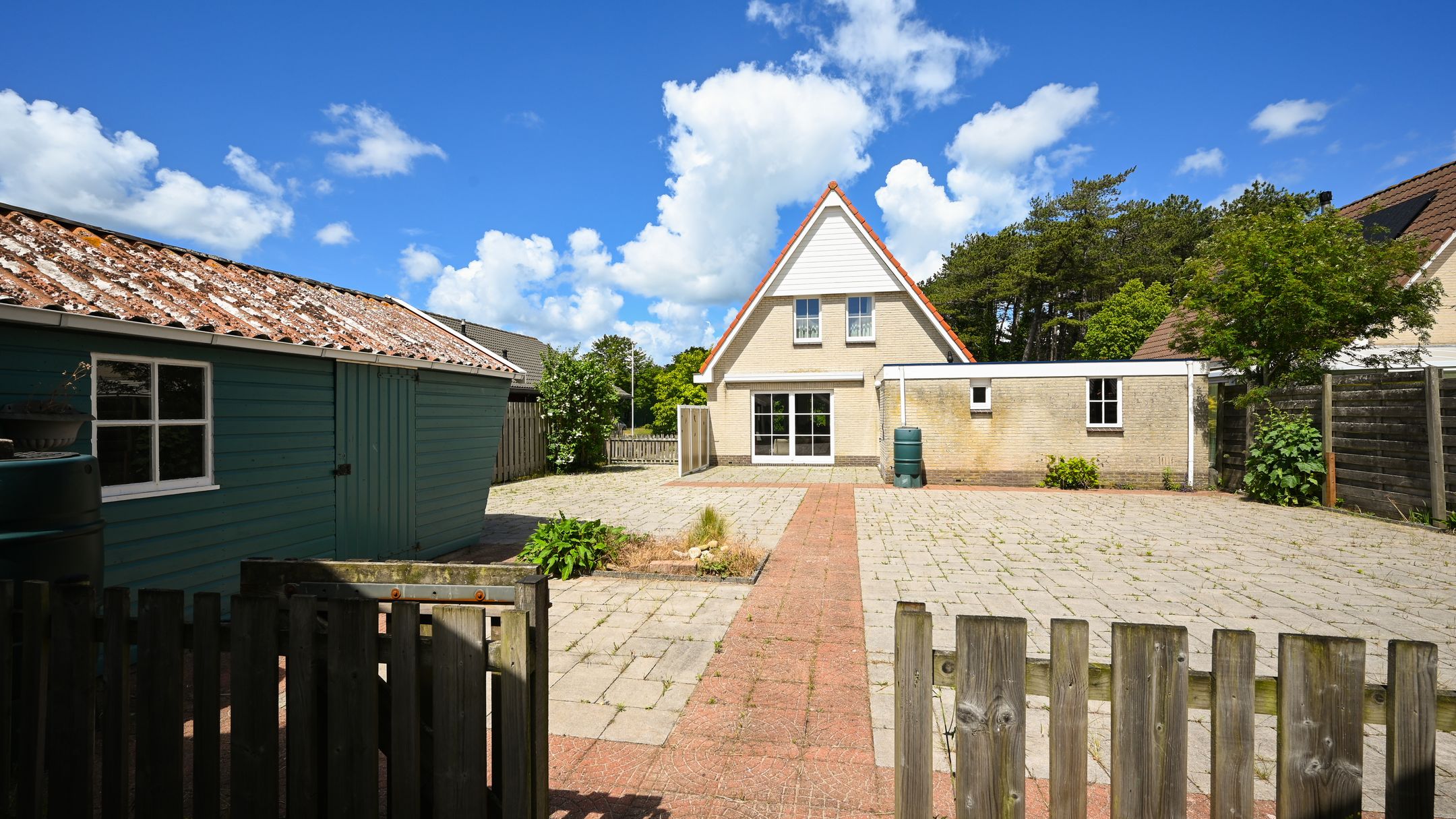 Detached Family Home with Garage and Spacious Garden in West-Terschelling — 30
