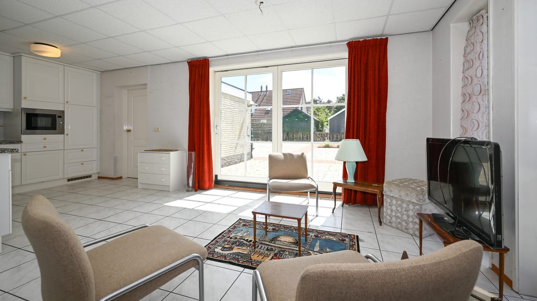 Detached Family Home with Garage and Spacious Garden in West-Terschelling — 8