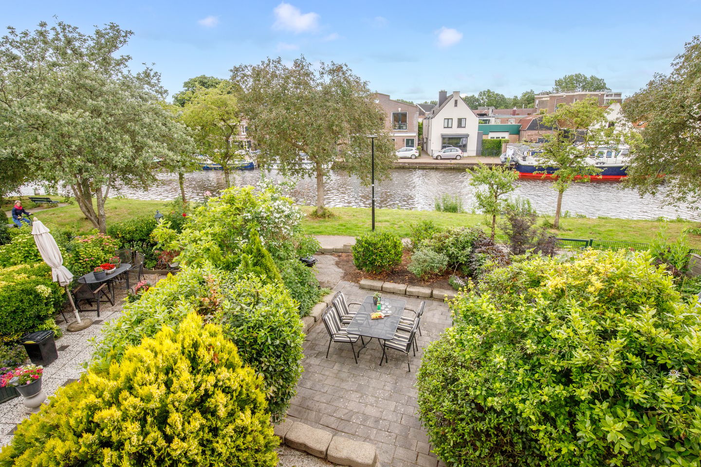 Renovated Family Home with Water Views and Full Basement in Leidschendam — 44