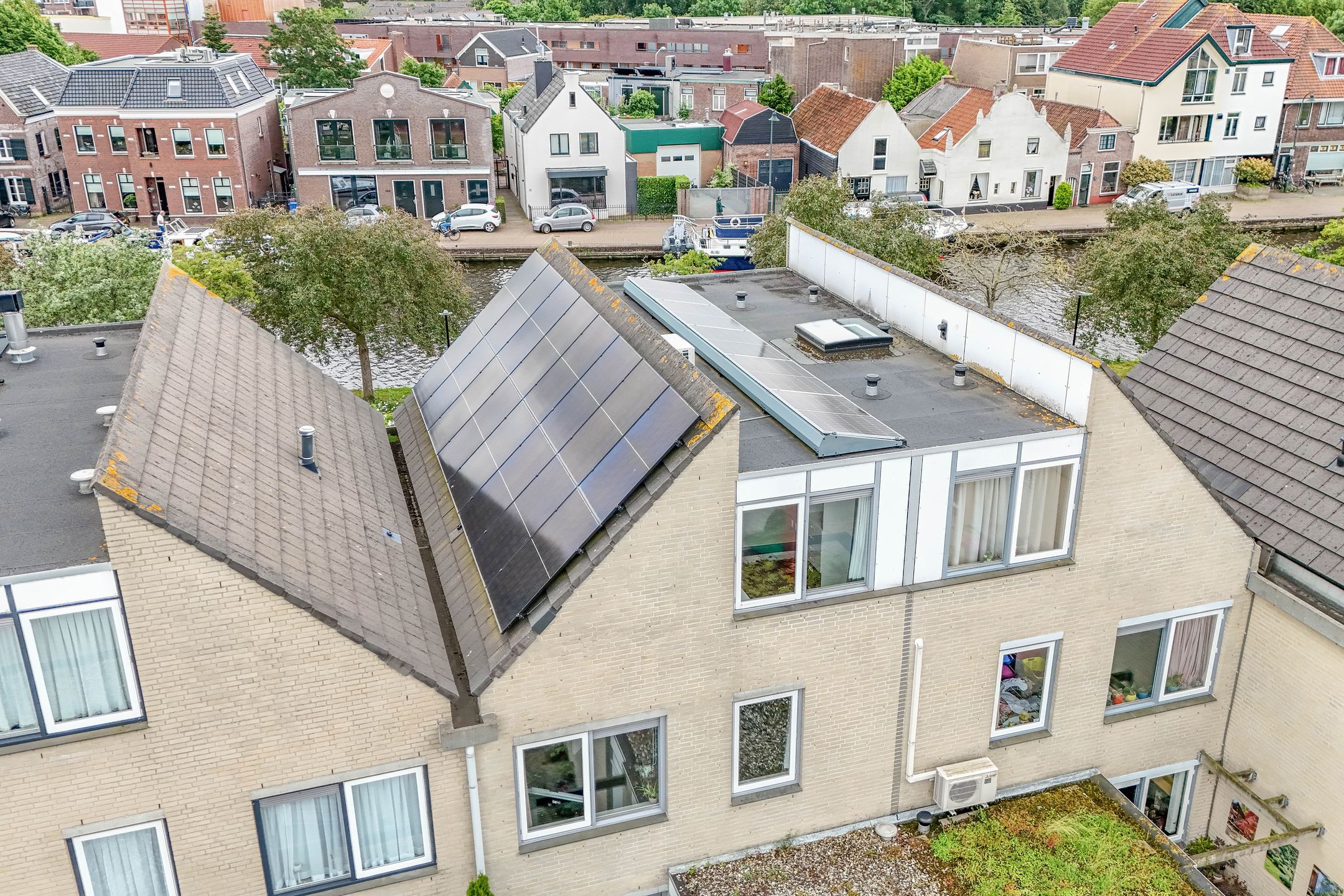 Renovated Family Home with Water Views and Full Basement in Leidschendam — 51