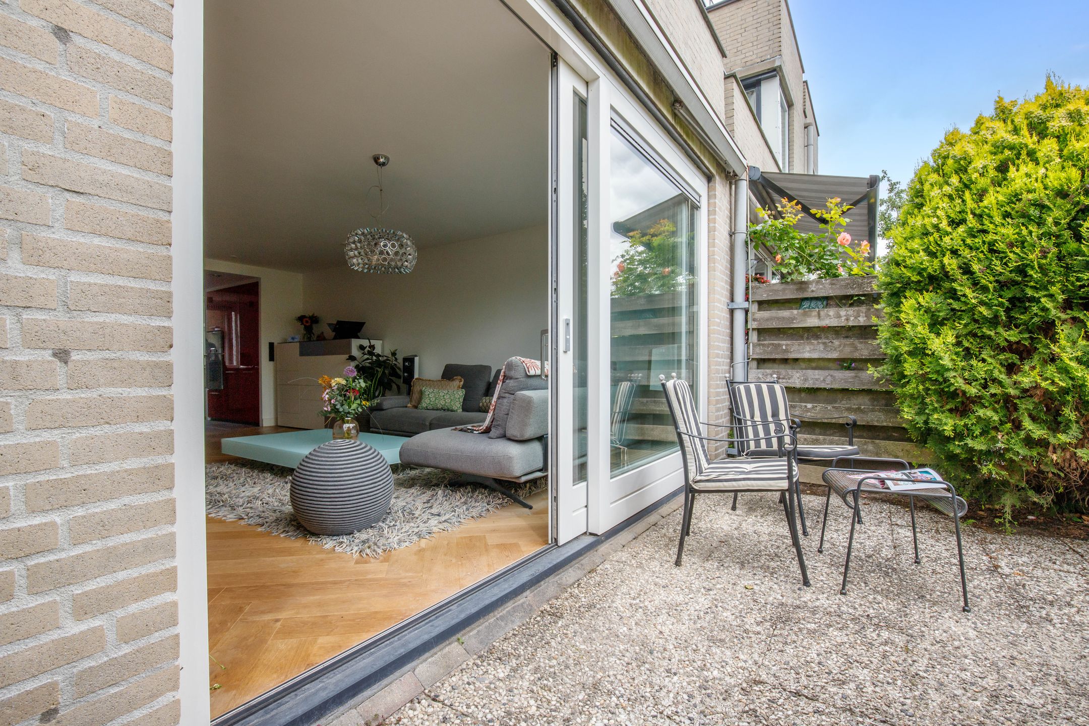 Renovated Family Home with Water Views and Full Basement in Leidschendam — 48