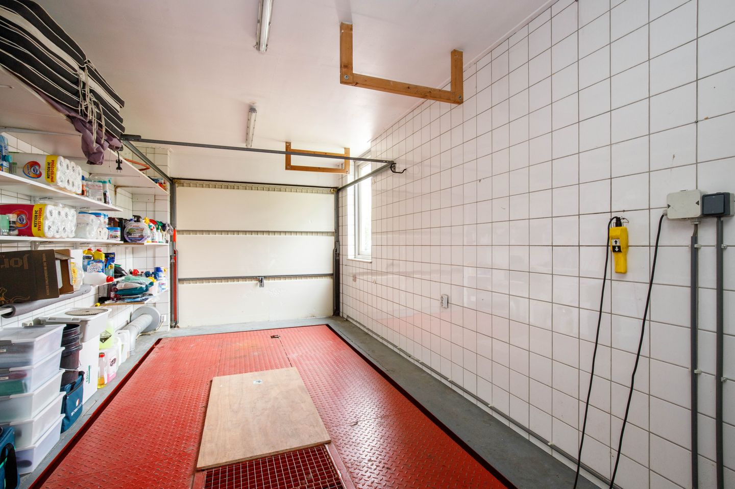 Renovated Family Home with Water Views and Full Basement in Leidschendam — 40