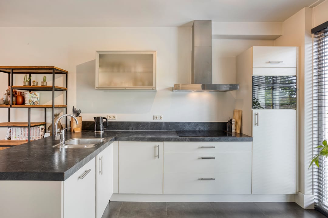 Move-in Ready Terraced Home with Four Bedrooms in Child-Friendly Berghem — 8