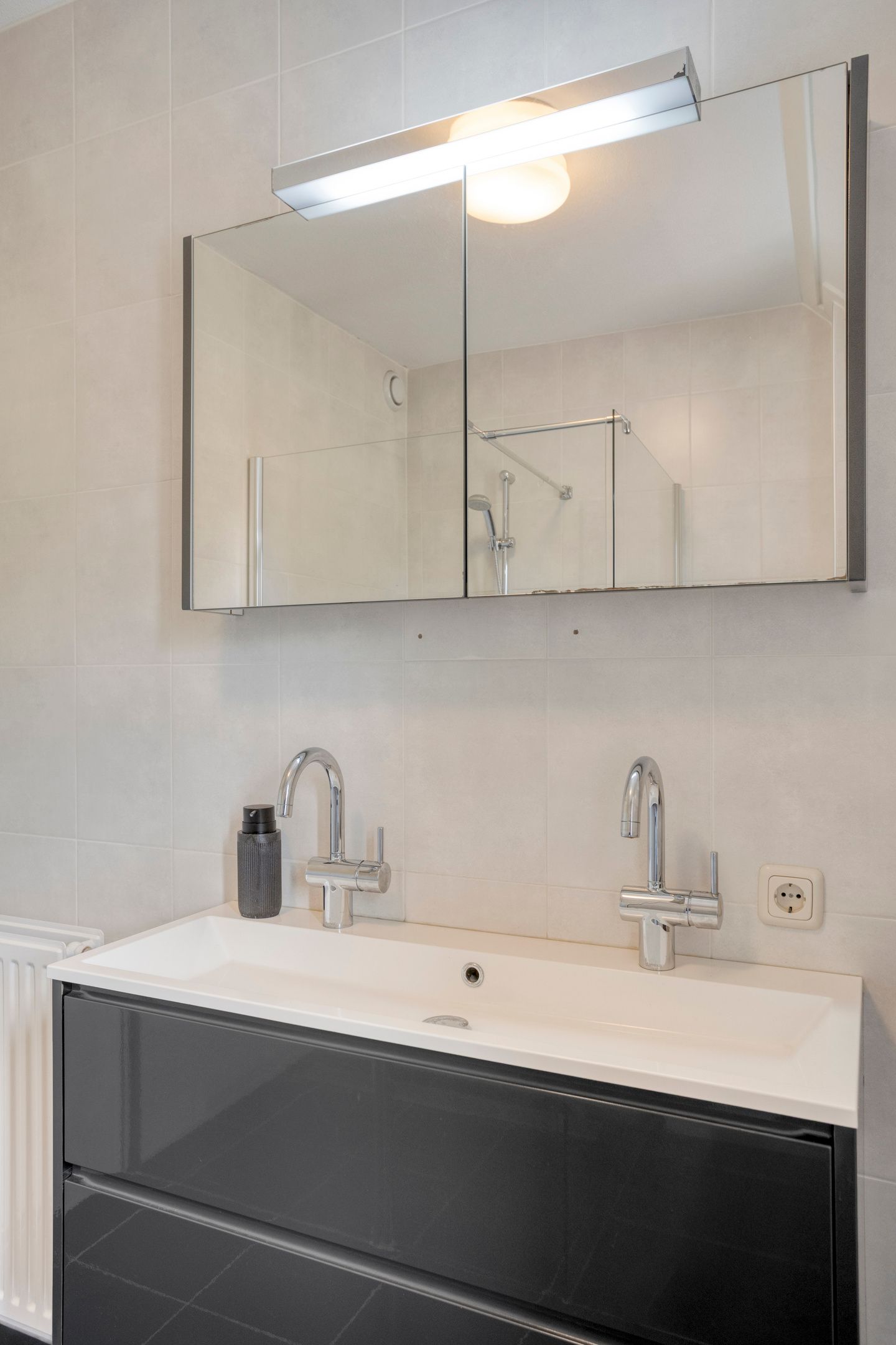 Move-in Ready Terraced Home with Four Bedrooms in Child-Friendly Berghem — 24