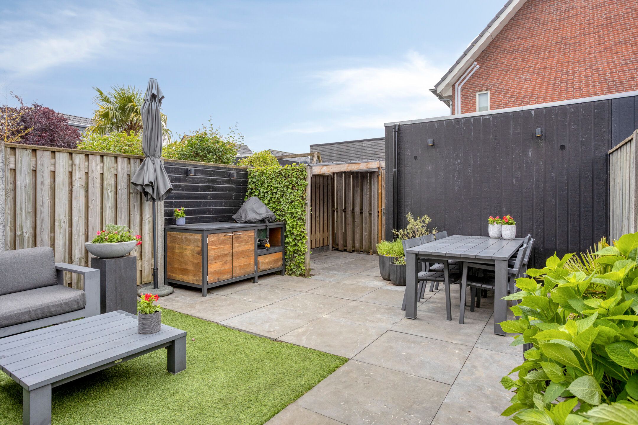 Move-in Ready Terraced Home with Four Bedrooms in Child-Friendly Berghem — 27