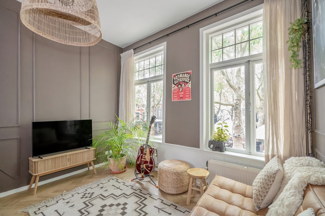 Charming Upper Apartment in Historic Delft Center — 16