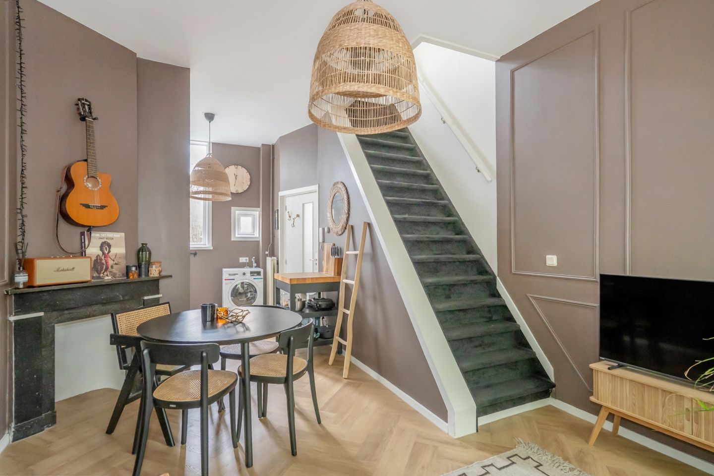 Charming Upper Apartment in Historic Delft Center — 14