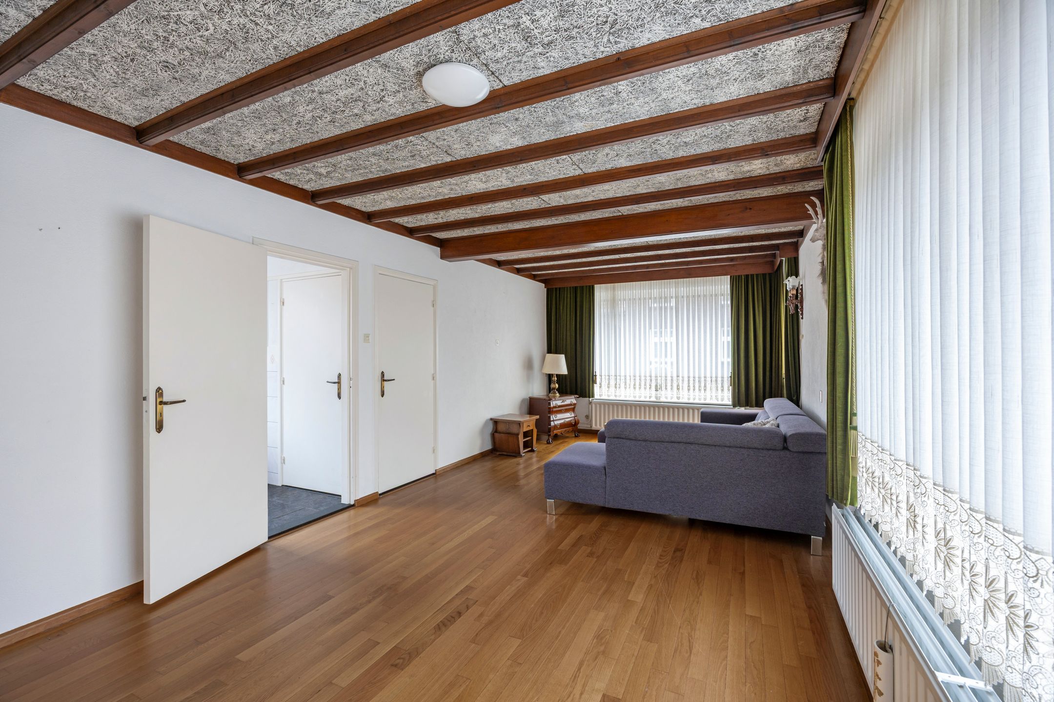 Spacious Detached Home with Exceptional Plot and Development Potential — 12