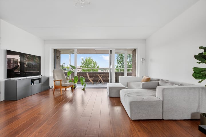 Appartement te koop: Eva Besnyöstraat 380, Amsterdam