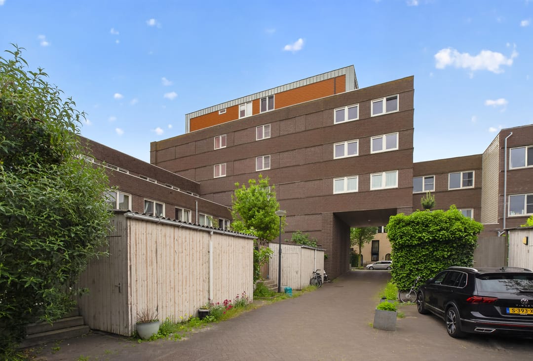 Bright 3-Room Apartment with Southeast Balcony in Woning van het Licht Complex — 37