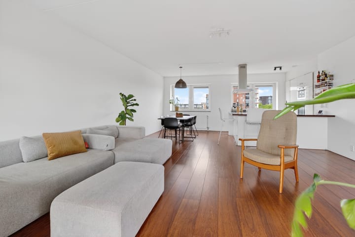 Appartement te koop: Eva Besnyöstraat 380, Amsterdam