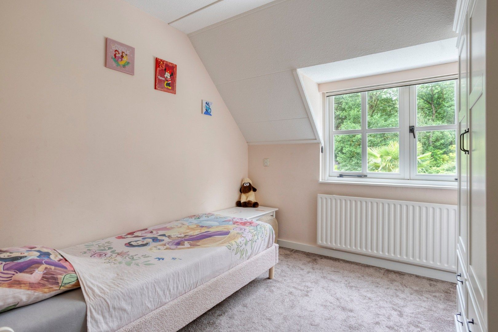 Photo 21 of Tongelreep 27
