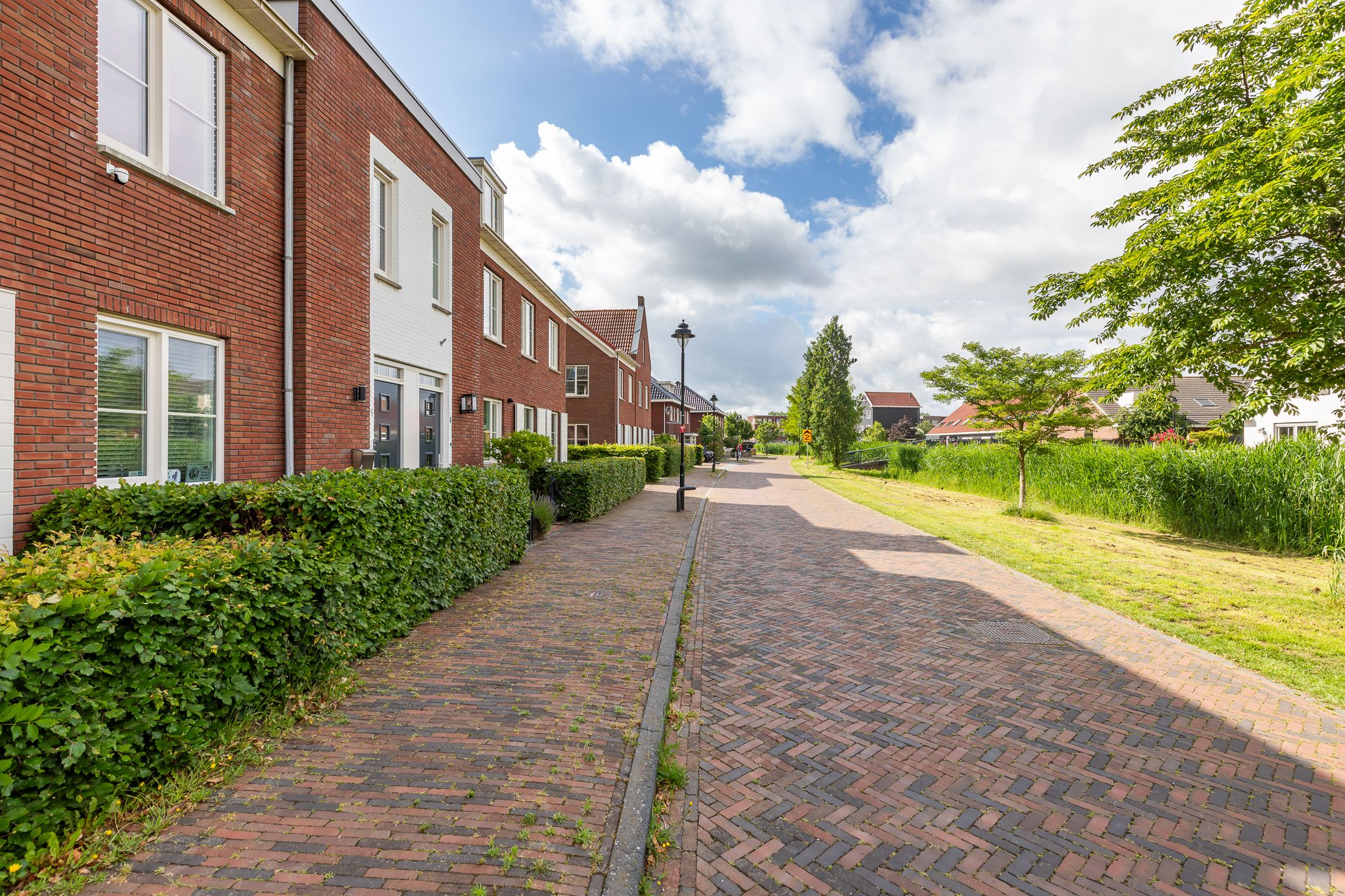 Modern Waterfront Terraced Home with Unobstructed Views in Nobelhorst — 9