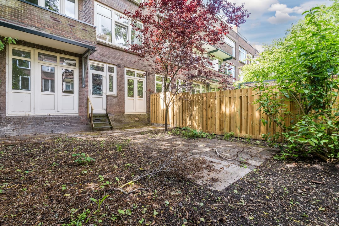 Renovated Ground Floor Apartment with Spacious Garden in Blijdorp — 31