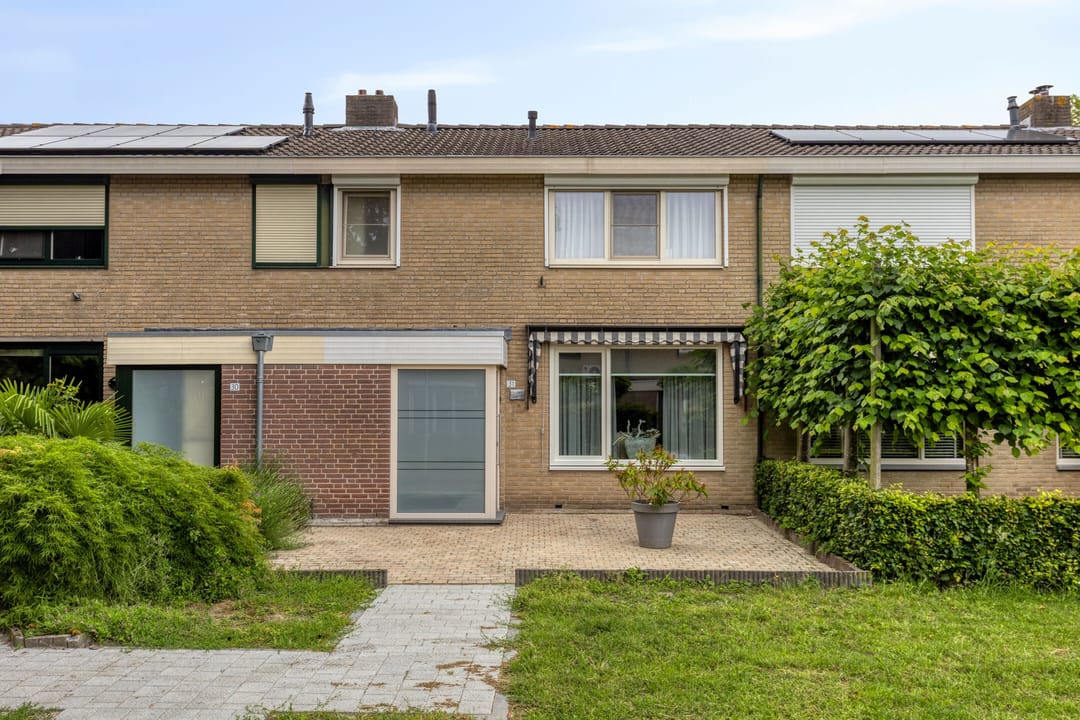 Spacious Family Terraced Home with Garage and Energy Label A in Halsteren — 41