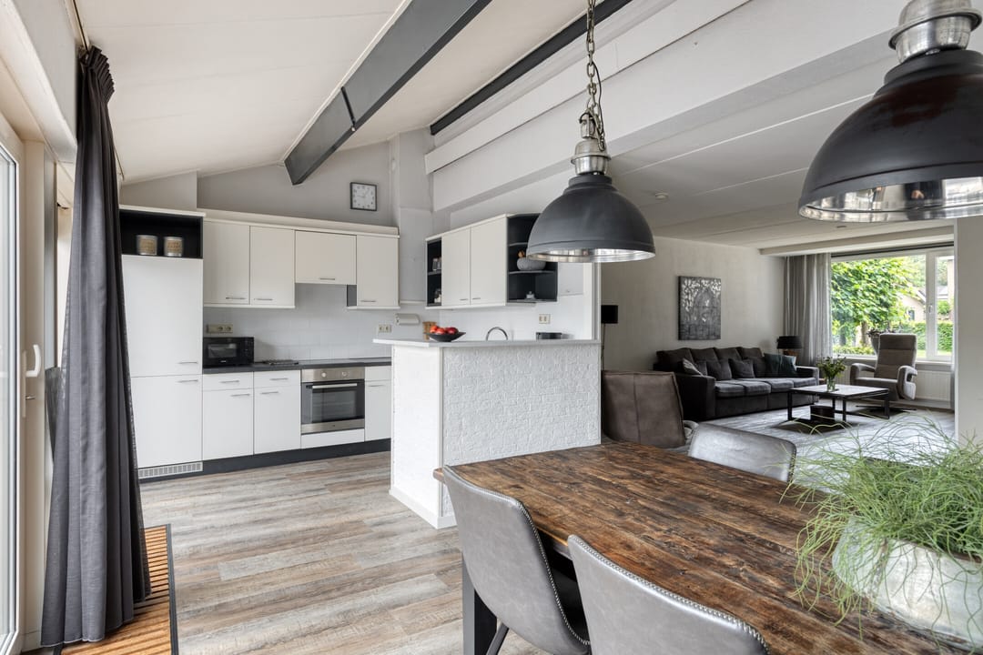 Spacious Family Terraced Home with Garage and Energy Label A in Halsteren — 16