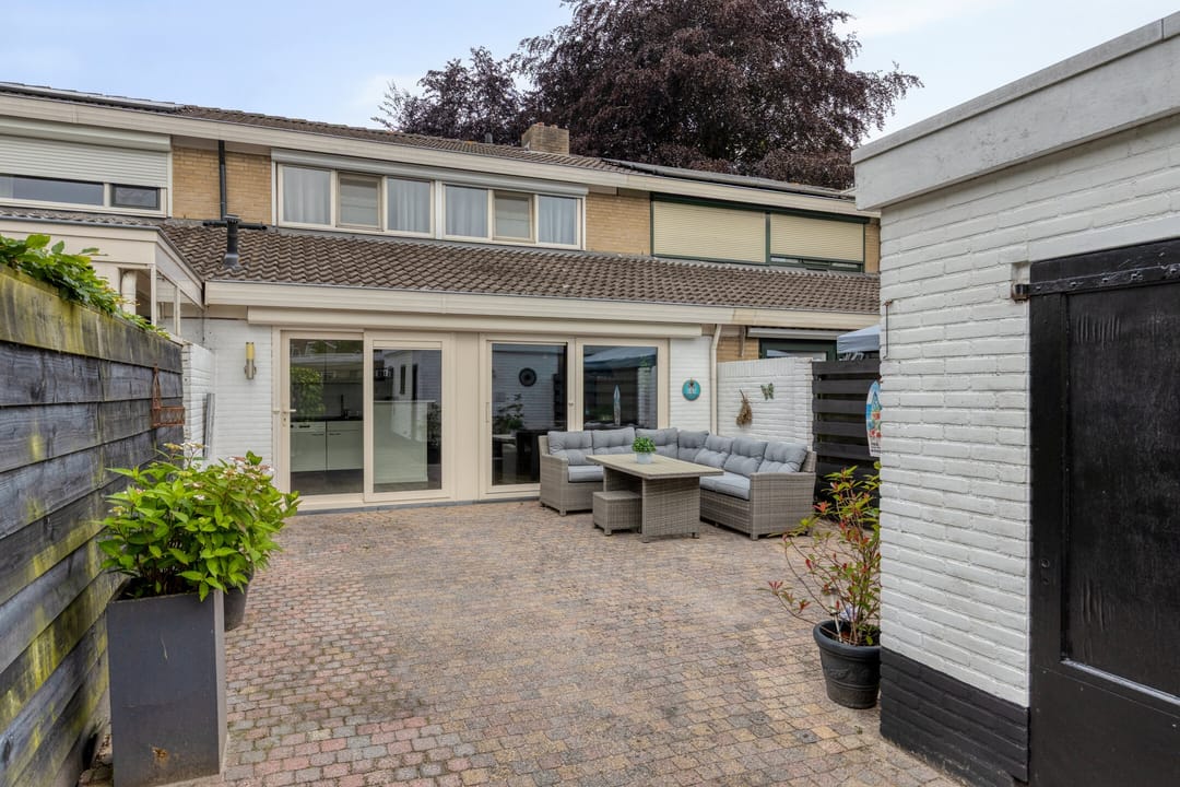 Spacious Family Terraced Home with Garage and Energy Label A in Halsteren — 31