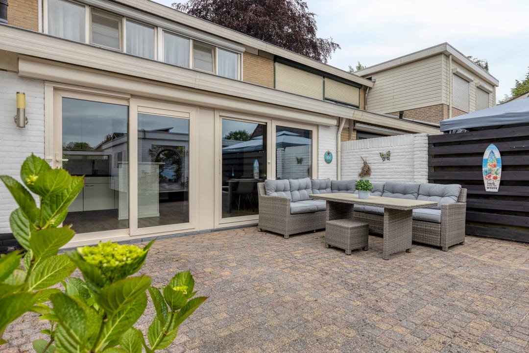 Spacious Family Terraced Home with Garage and Energy Label A in Halsteren — 28