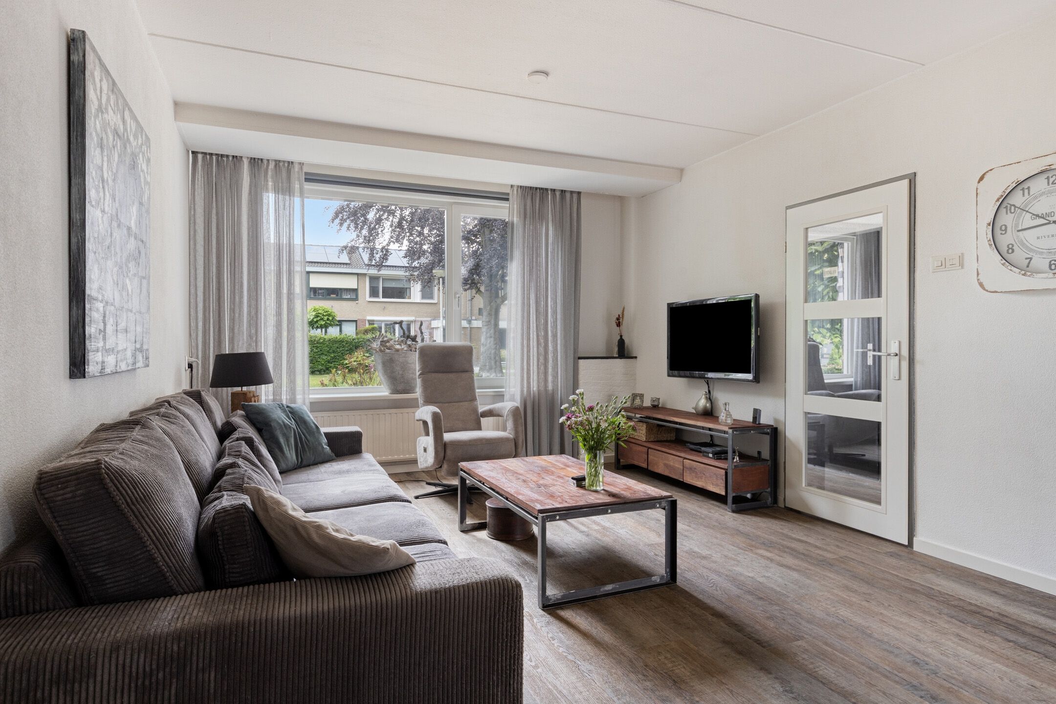 Spacious Family Terraced Home with Garage and Energy Label A in Halsteren — 9