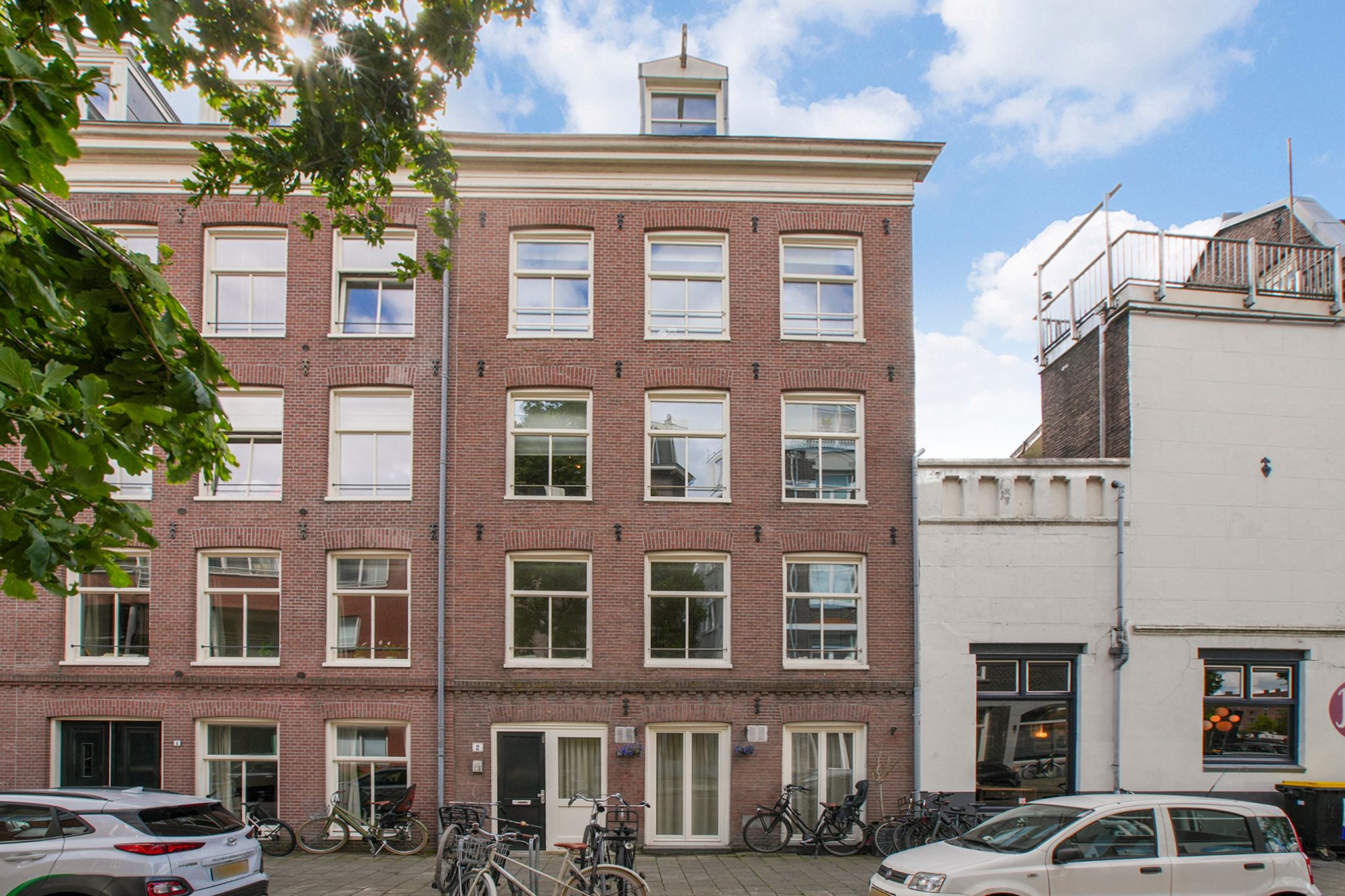 Photo 21 of Overamstelstraat 2-4