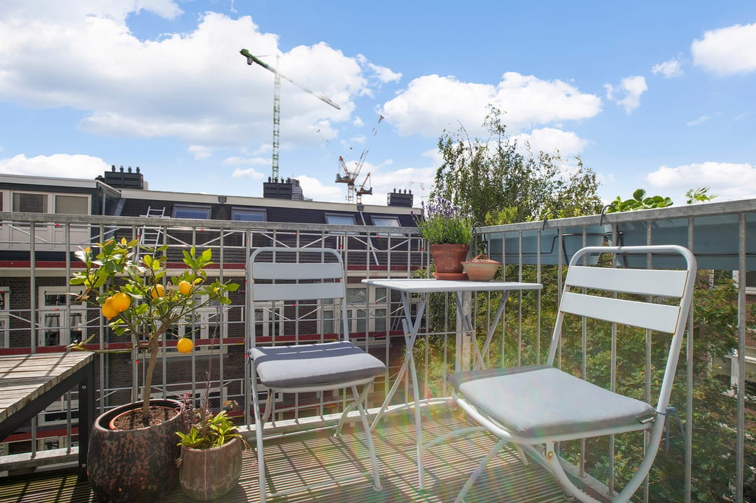Top-Floor Apartment with Amstel Views in Weesperzijde — 16