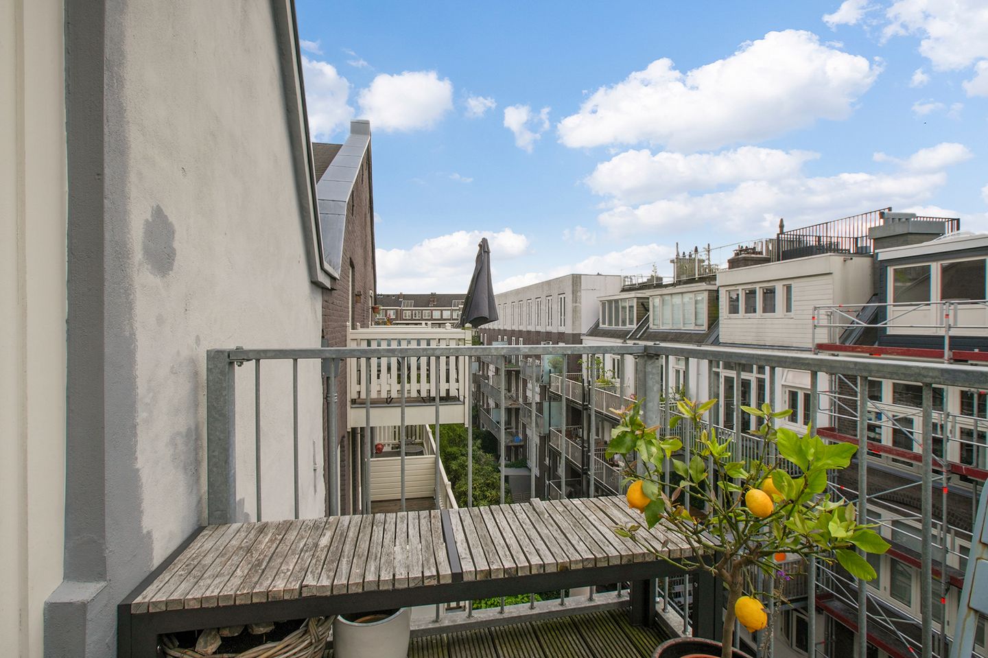 Photo 20 of Overamstelstraat 2-4
