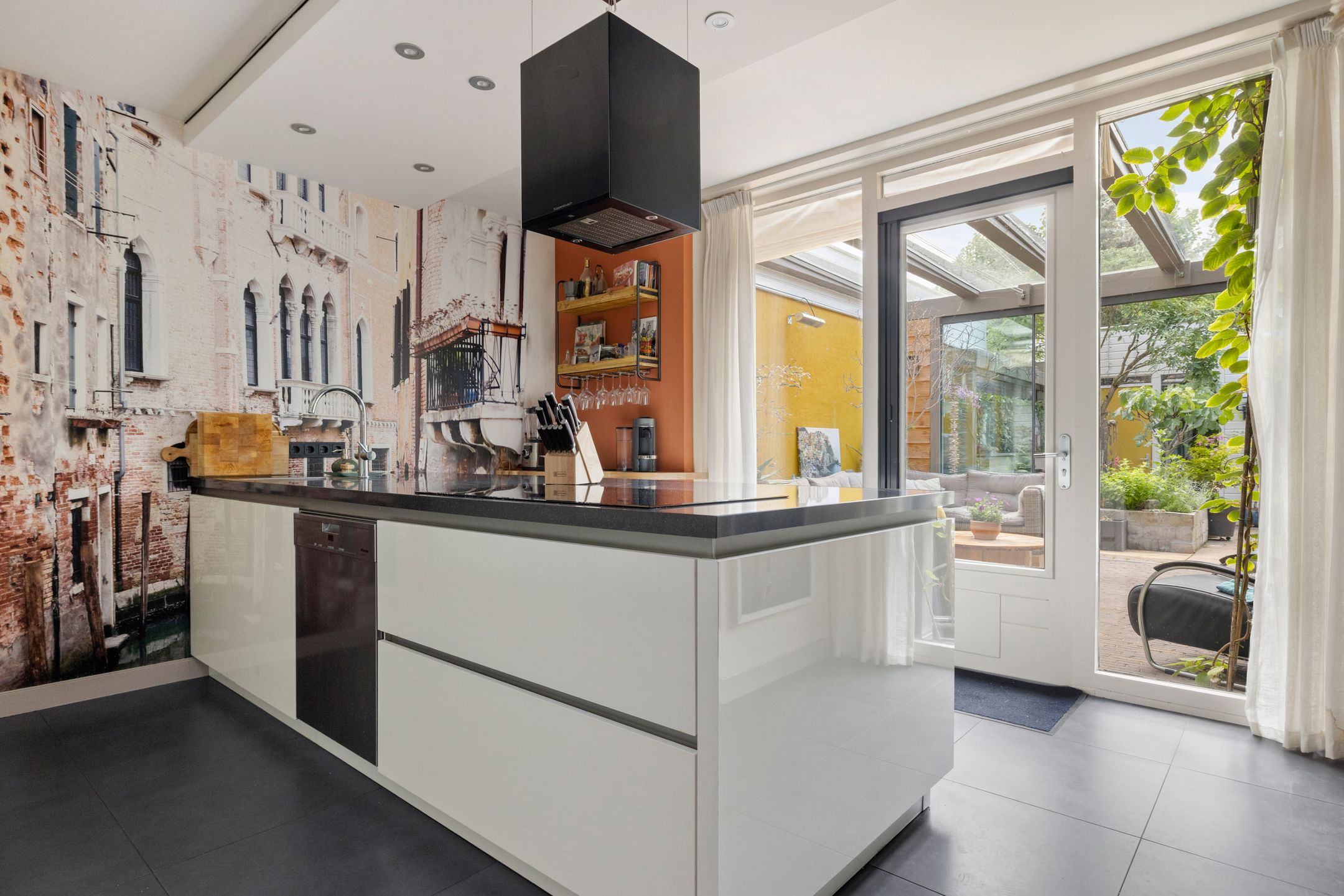 Spacious Sustainable Family Home with Four Bedrooms in Boxtel — 27