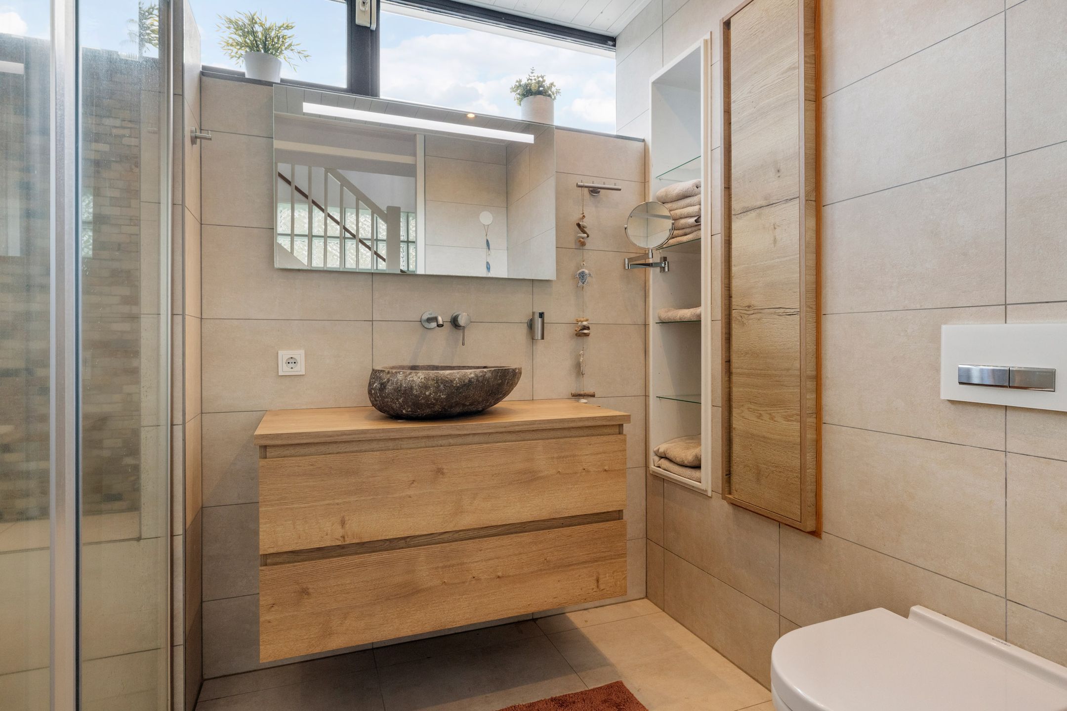 Spacious Sustainable Family Home with Four Bedrooms in Boxtel — 39