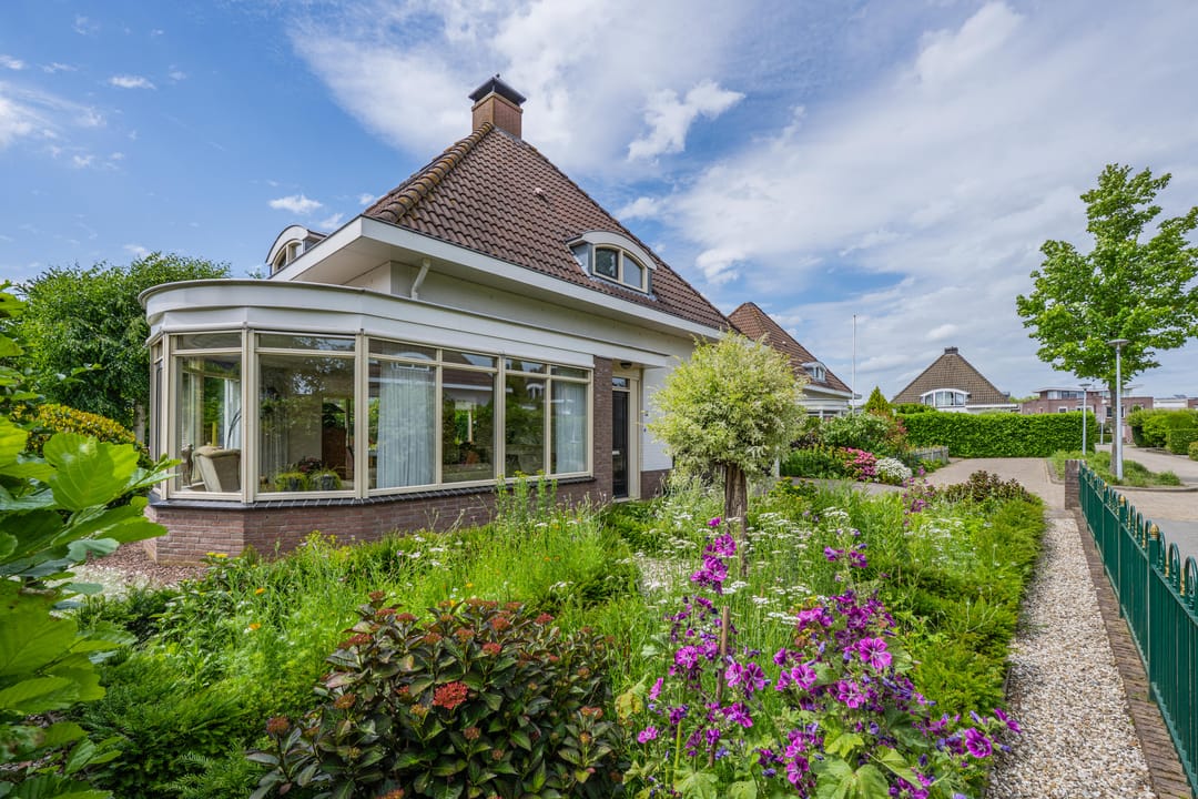 Unique Detached Villa with Tent Roof in Quiet Passewaaij Location — 8