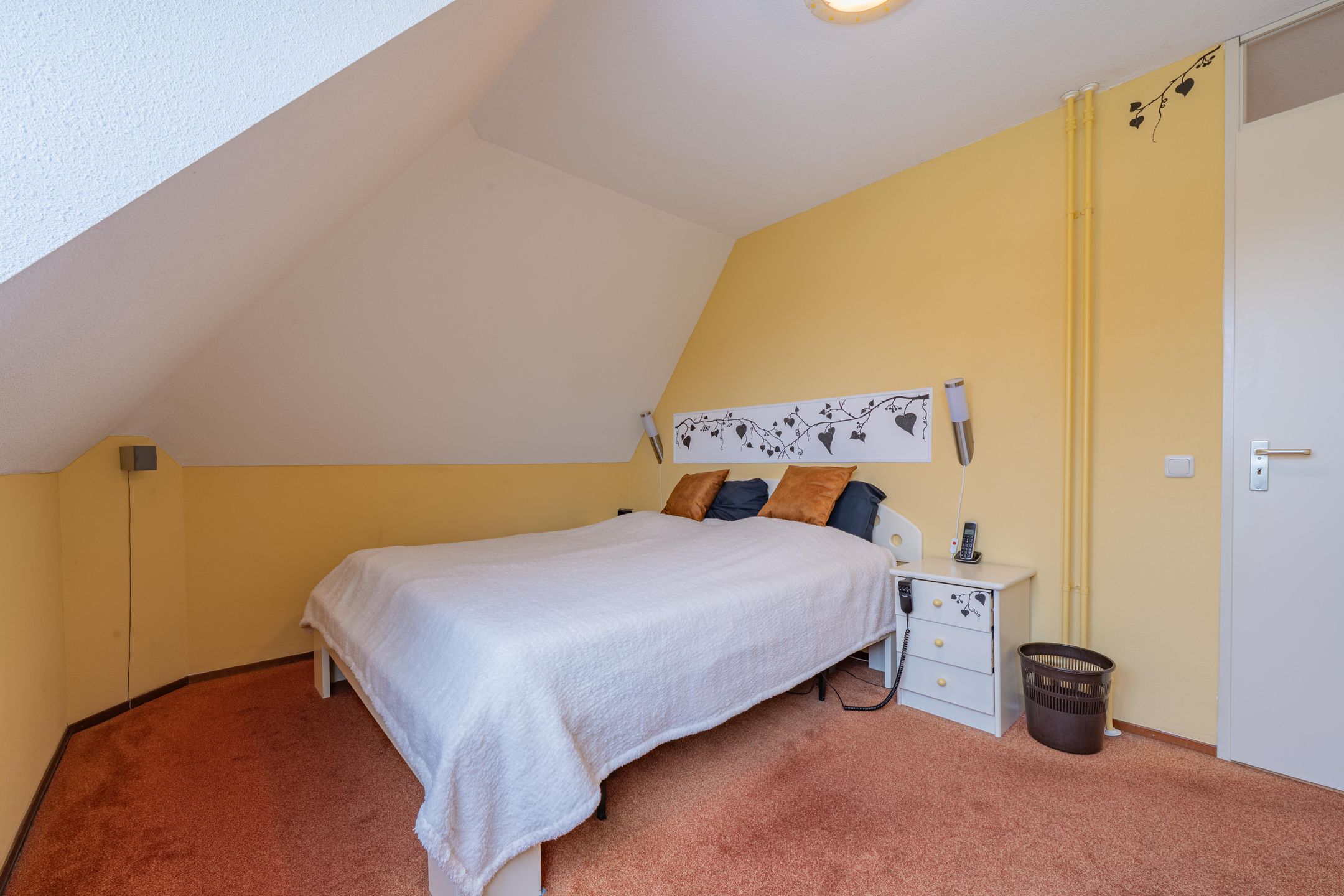Unique Detached Villa with Tent Roof in Quiet Passewaaij Location — 57