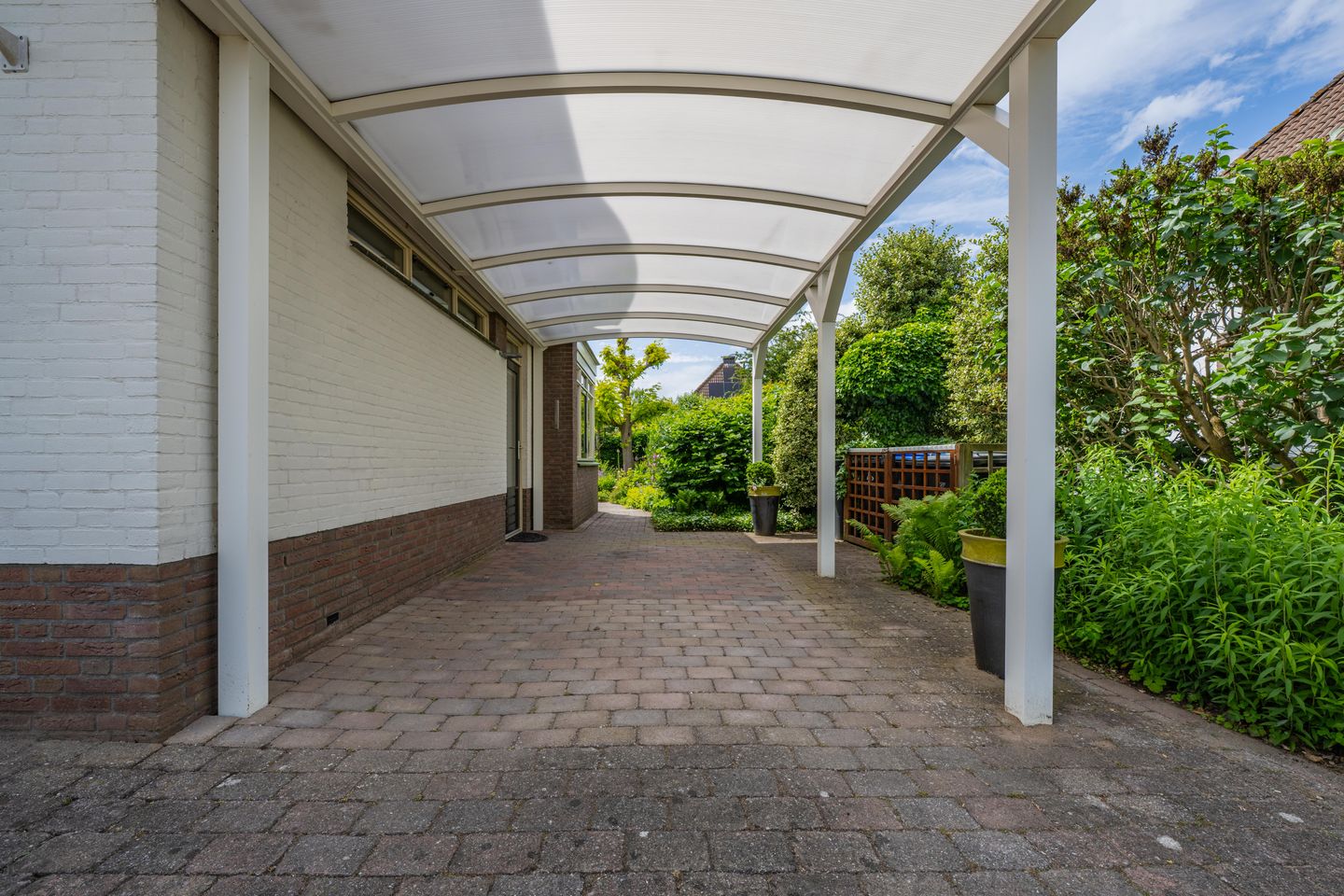 Unique Detached Villa with Tent Roof in Quiet Passewaaij Location — 10
