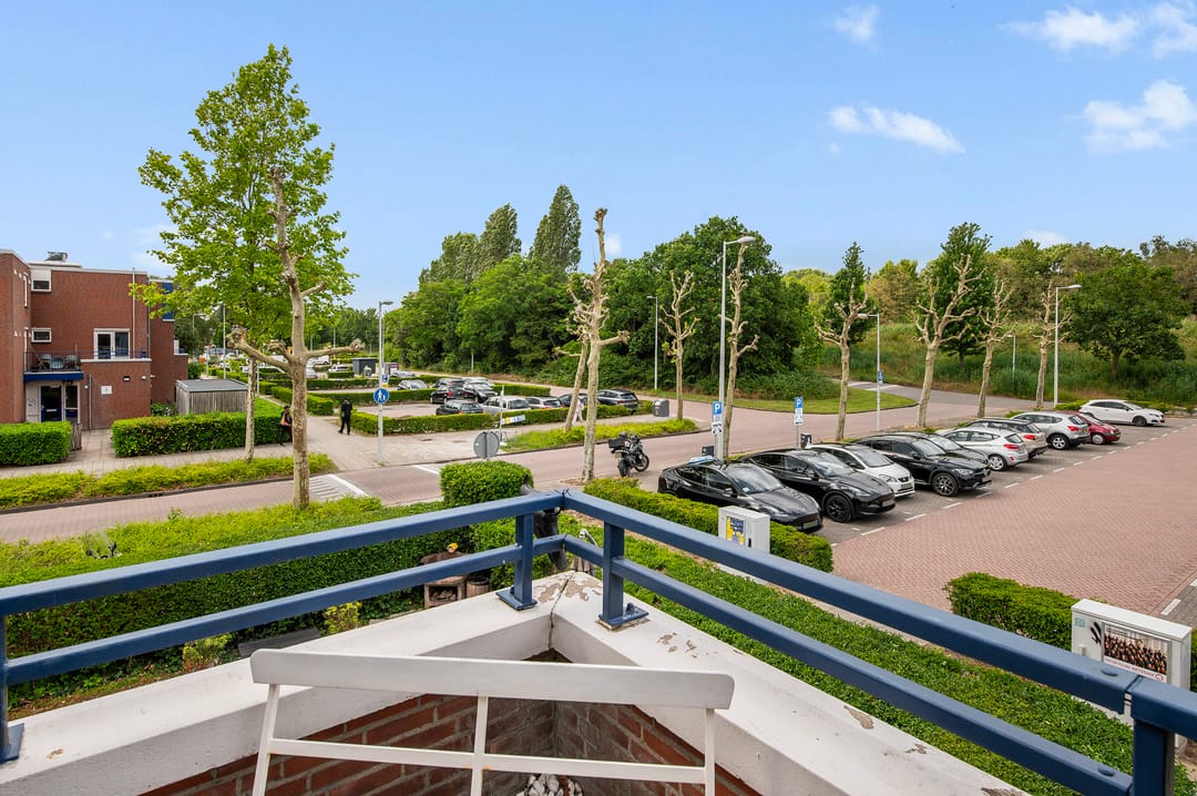 Spacious Maisonnette with Private Garden and Roof Terrace in Amsterdam Gein — 17
