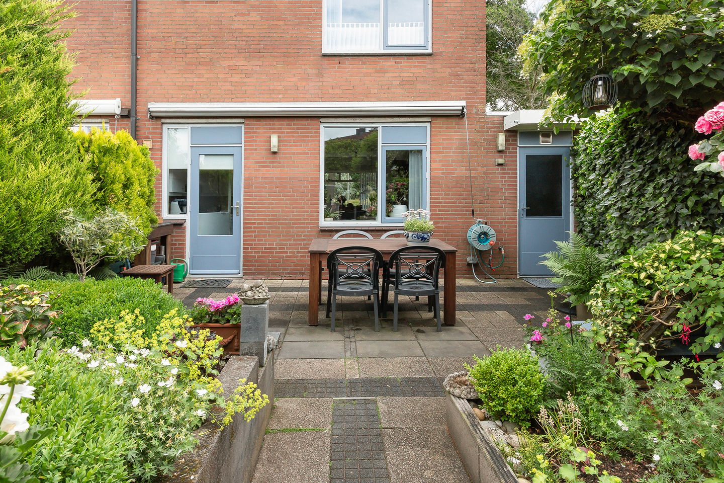 Photo 34 of Obrechtstraat 35