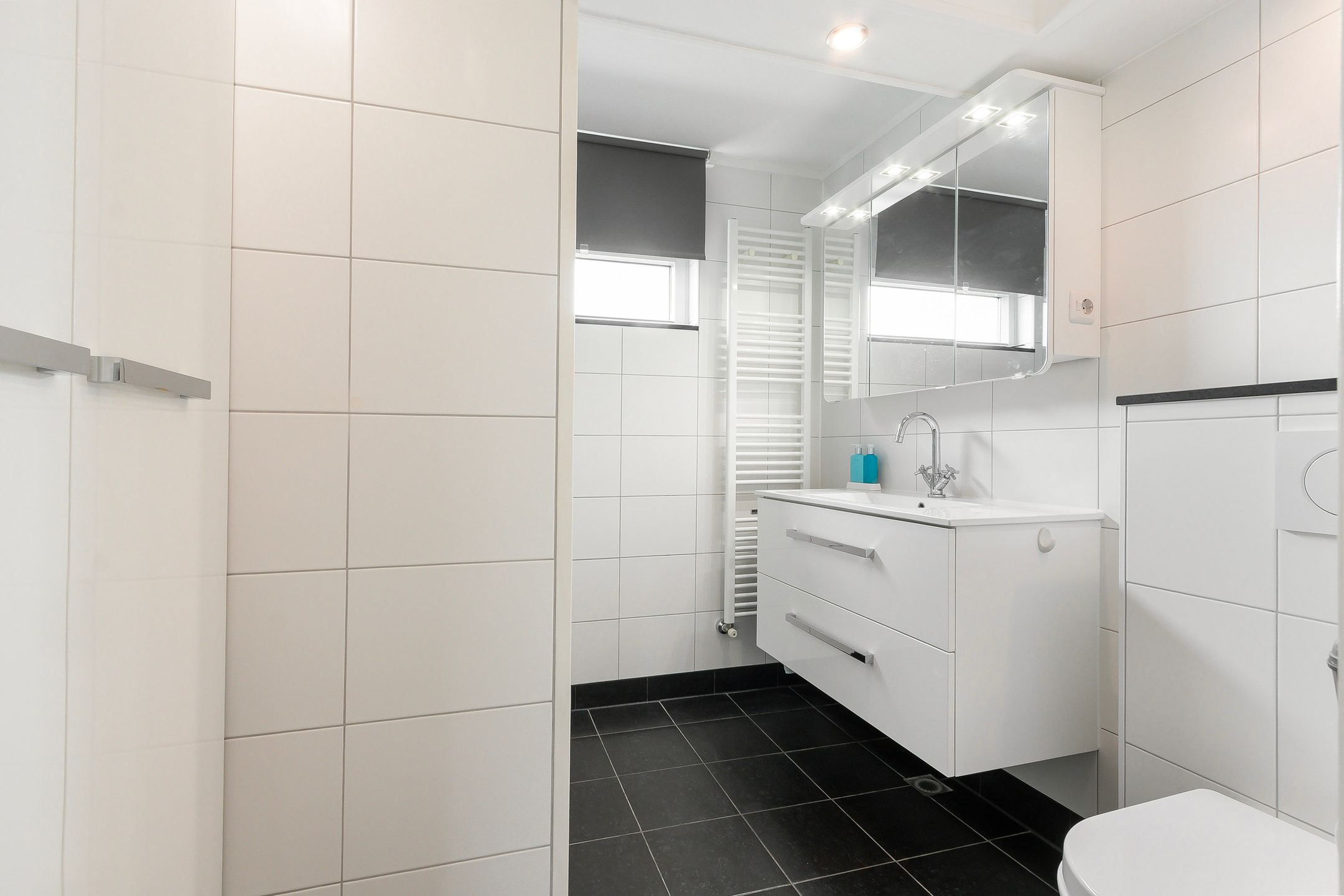 Photo 21 of Obrechtstraat 35