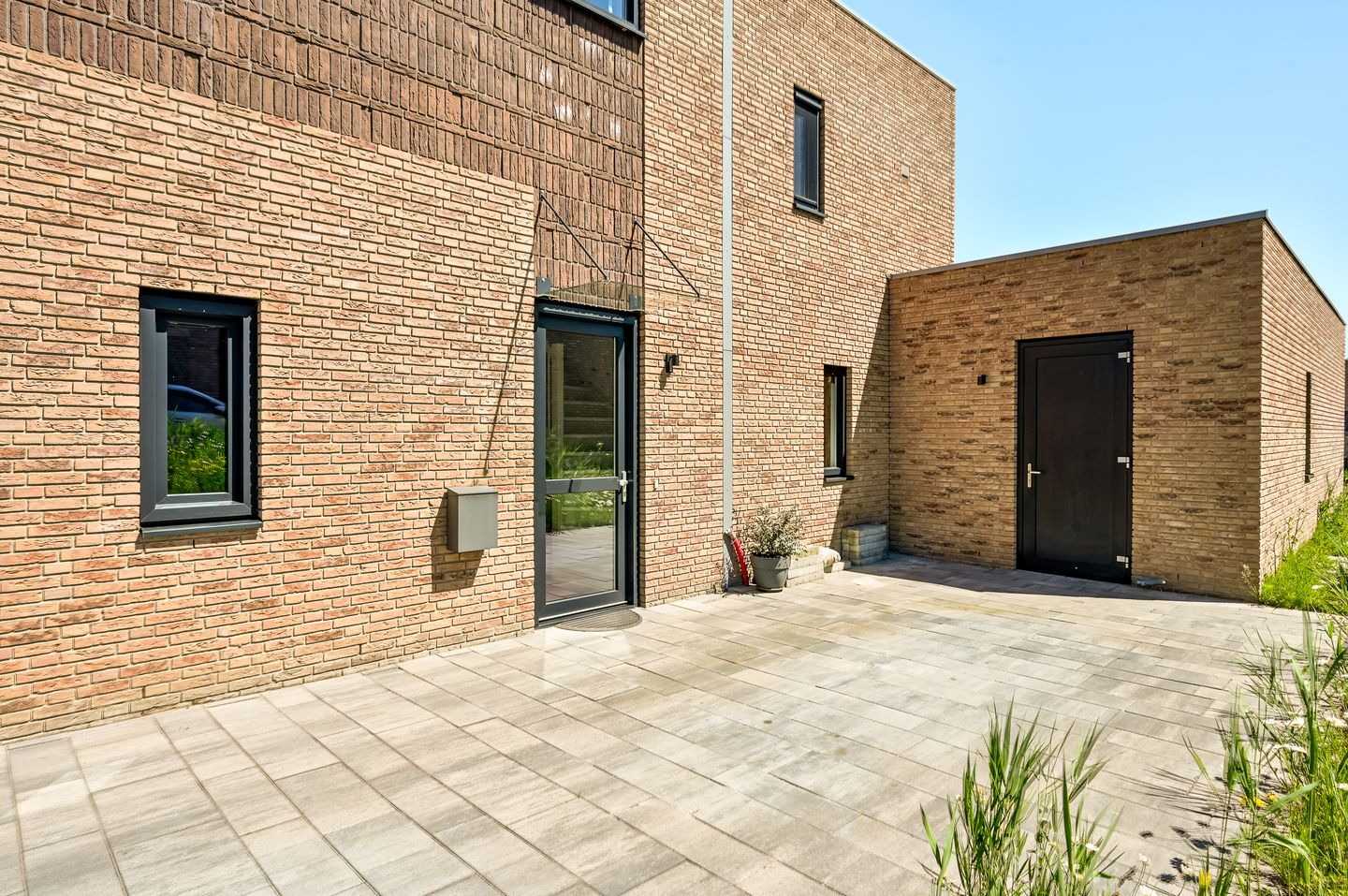Sustainable Semi-Detached Home with Dune Landscape Views in Lelystad — 40