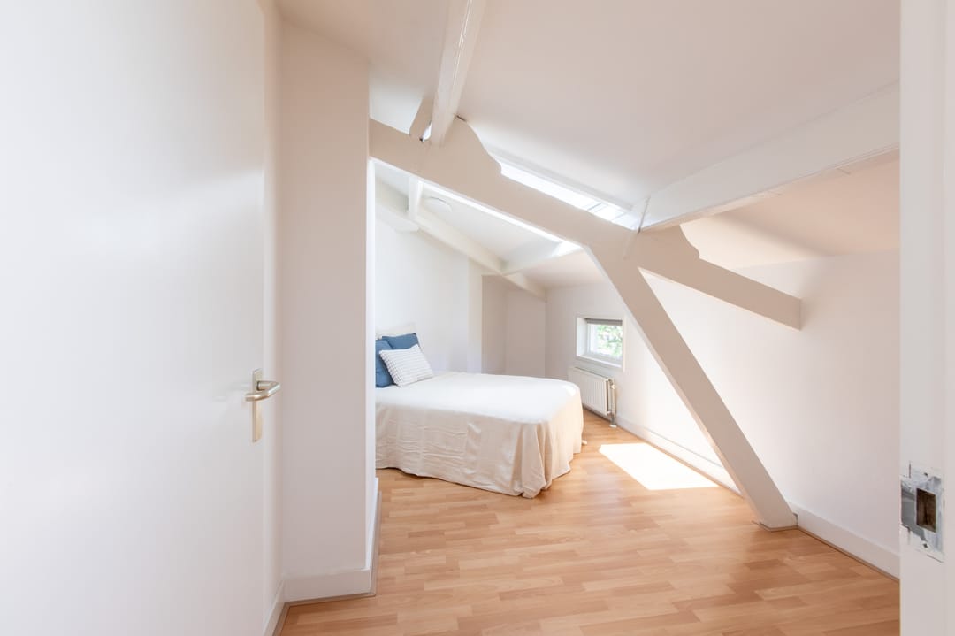 Bright Two-Room Apartment with South-Facing Terrace at Huijgenspark — 17
