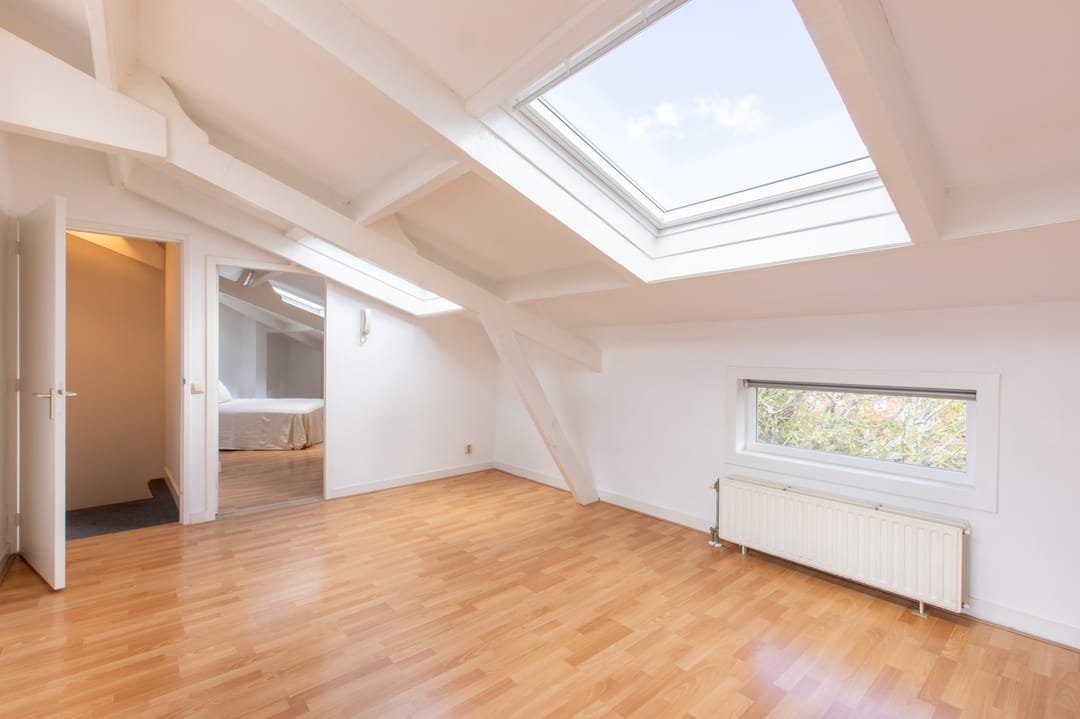 Bright Two-Room Apartment with South-Facing Terrace at Huijgenspark — 8