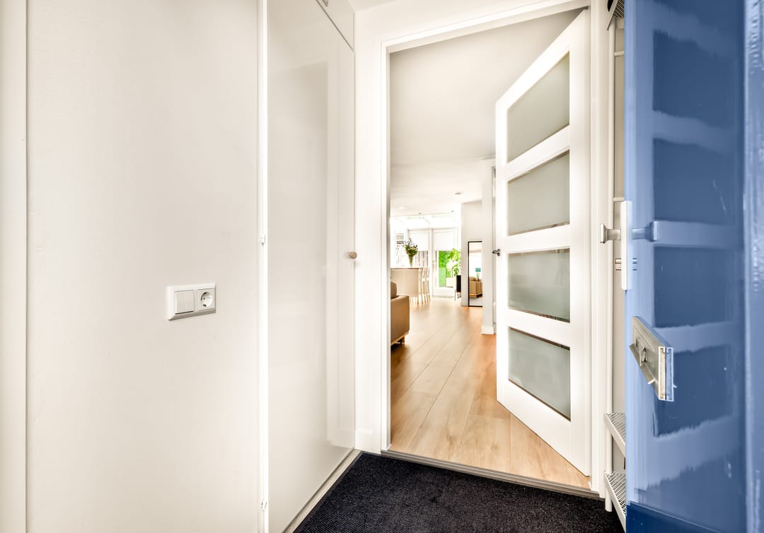 Modern Extended Family Home in Quiet Haarlem Location — 7