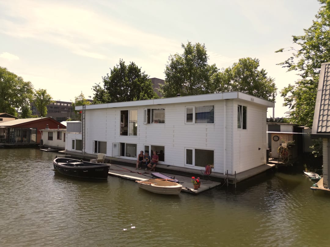Photo 43 of Grasweg 21-A