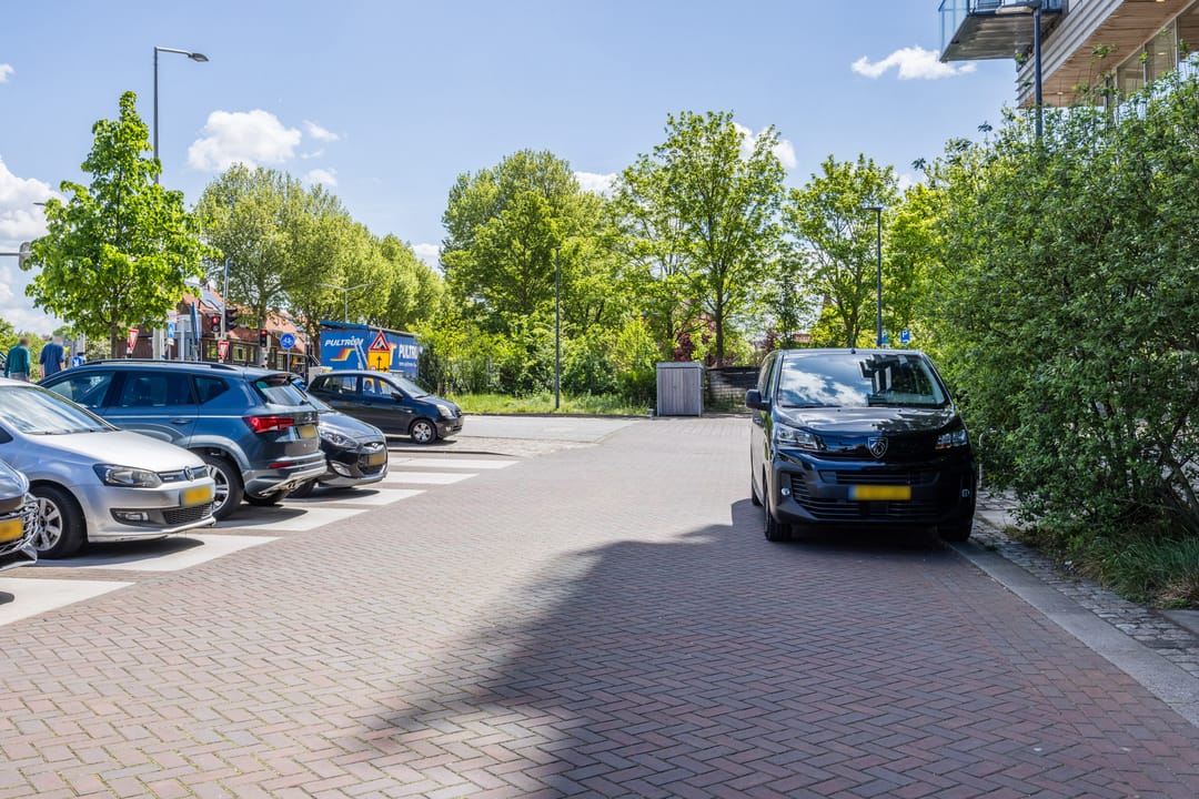Photo 32 of Binckhorstlaan 311-F