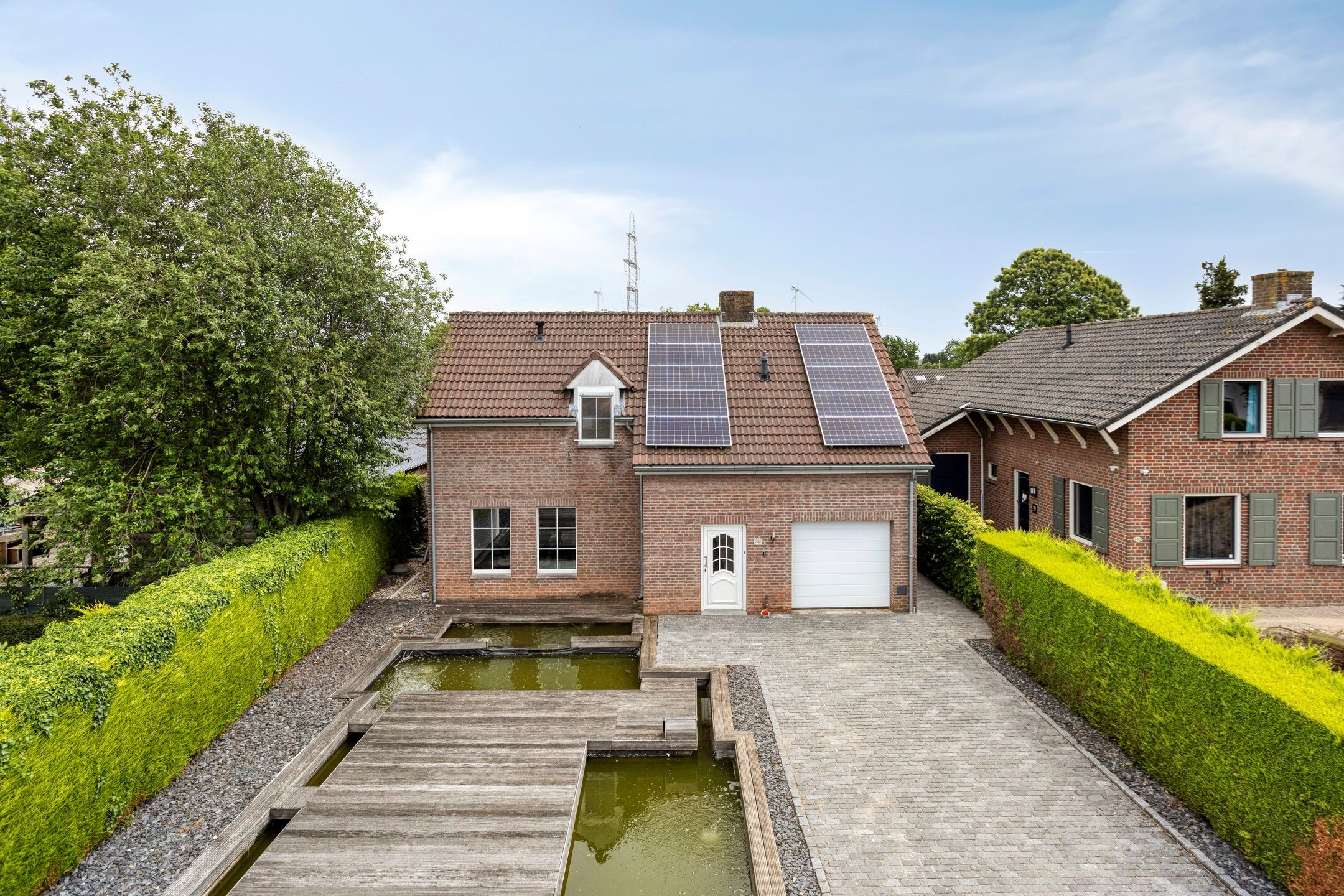Spacious Detached Country House with Private Garden and Premium Outdoor Living — 45
