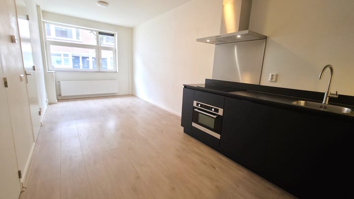 Foto 3 van Moerkerkestraat 86-A