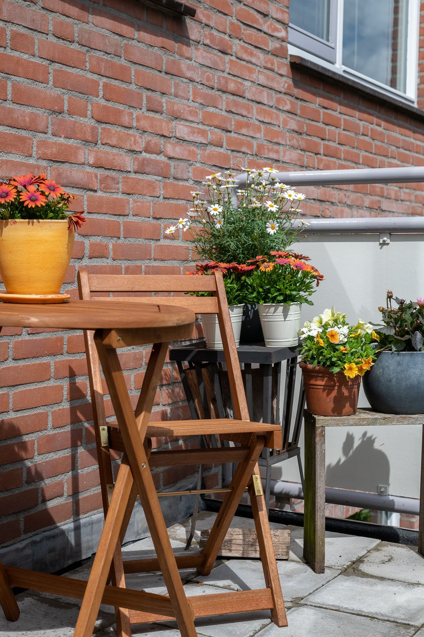 Spacious 2-Room Apartment with Balcony in Desirable Ginneken Location — 21