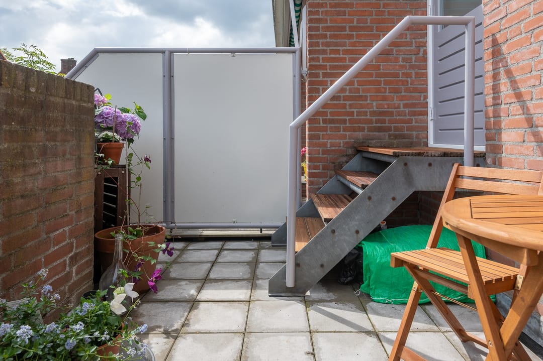 Spacious 2-Room Apartment with Balcony in Desirable Ginneken Location — 23