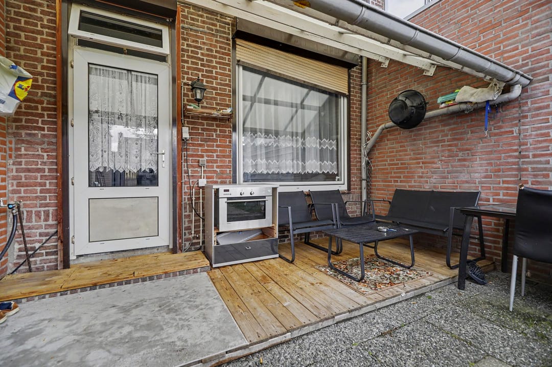 Spacious Terraced Home with Deep Garden in Charming Lemiers — 23