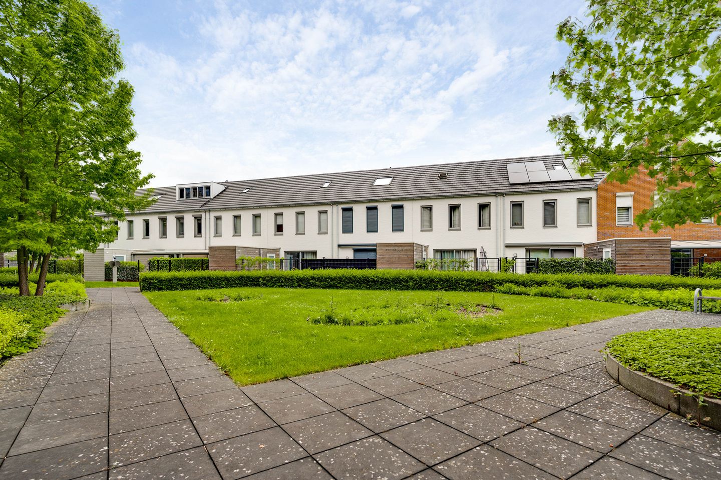 Modern Terraced Townhouse with 4 Bedrooms and Energy Label A in Weert City Center — 35