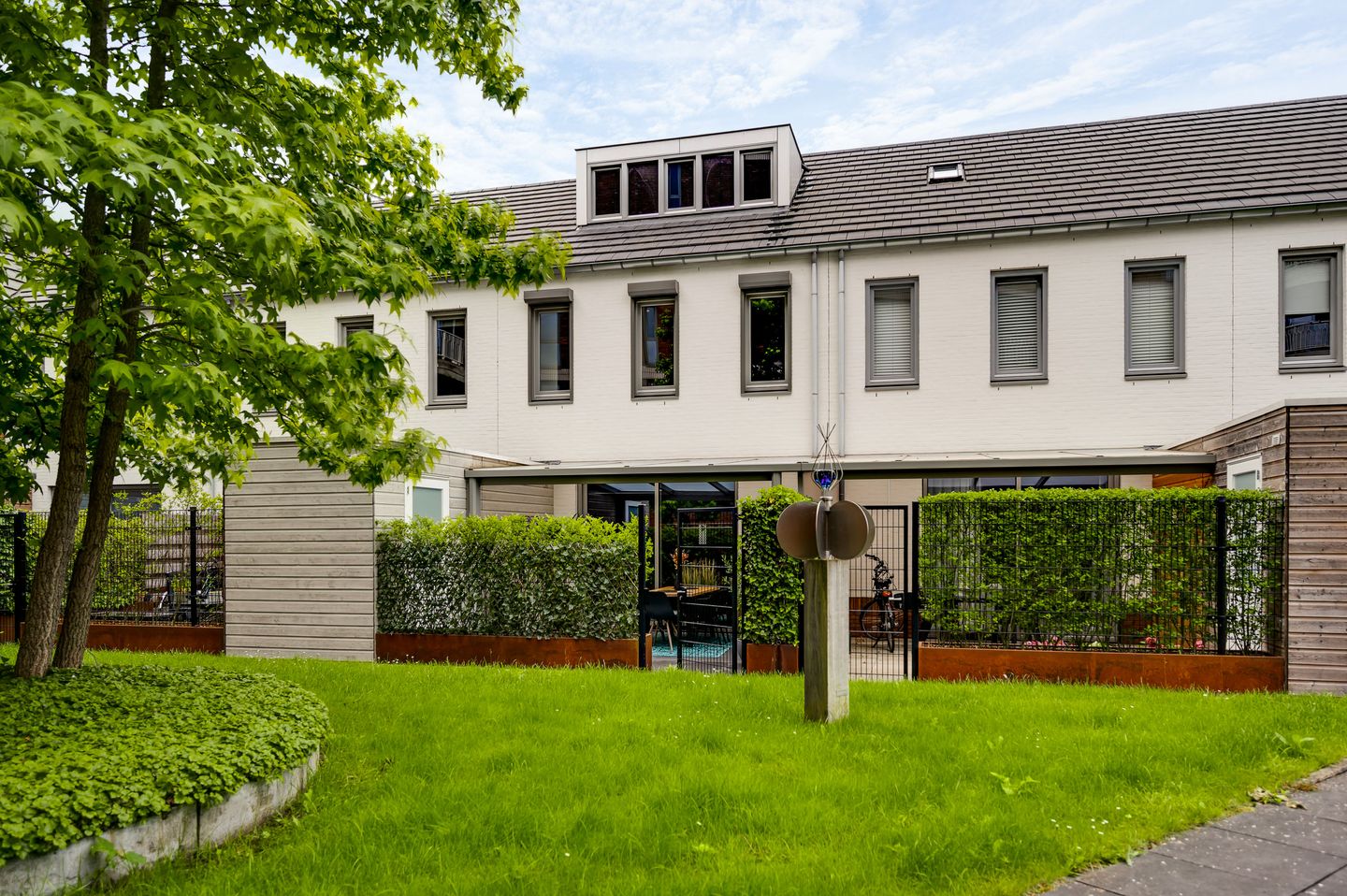 Modern Terraced Townhouse with 4 Bedrooms and Energy Label A in Weert City Center — 34